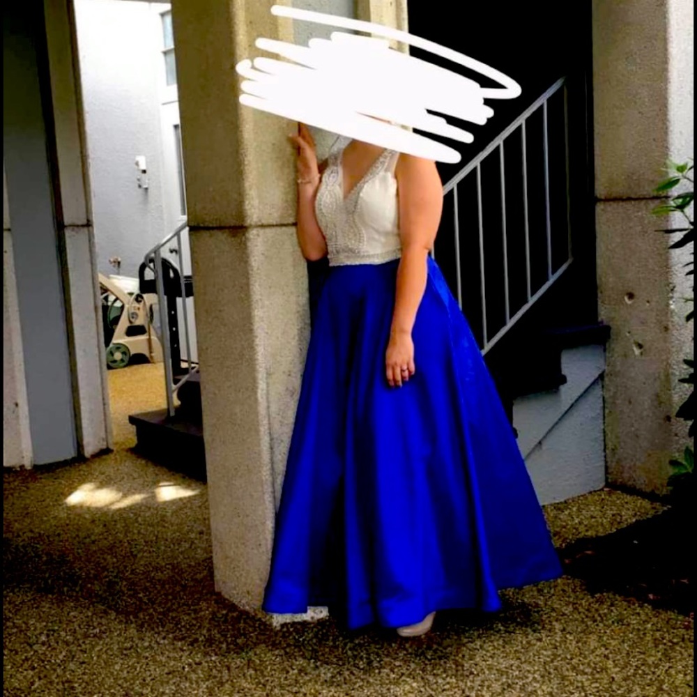 Mac Duggal Prom Dress